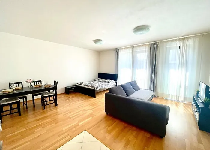 Garden Park Apartment+ Prag